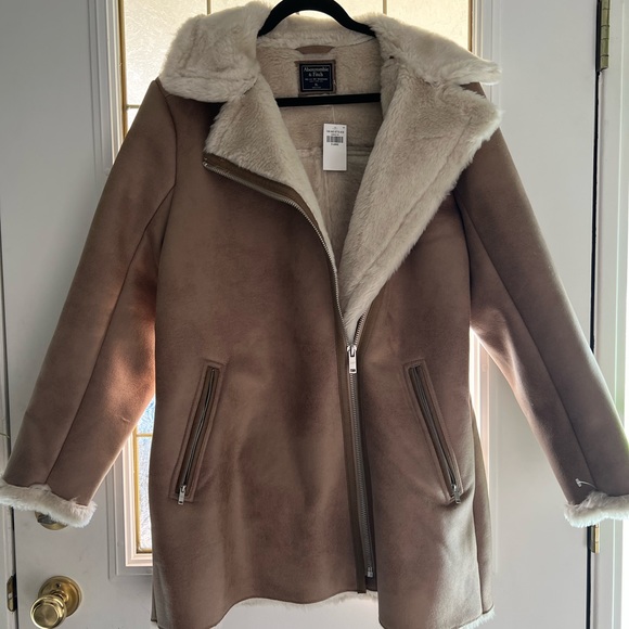 BNWT Abercrombie Faux Suede Faux Fur Jacket - Picture 6 of 7